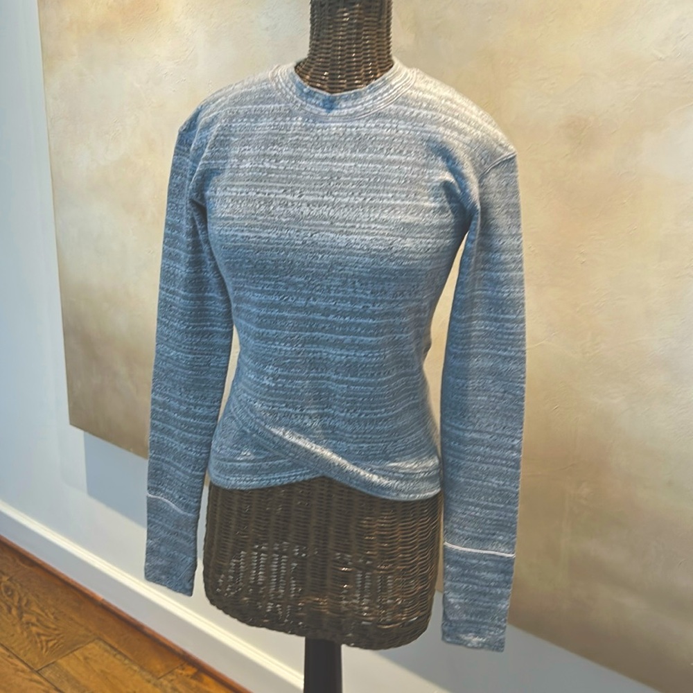 Rare and beautiful Lululemon crisscross top